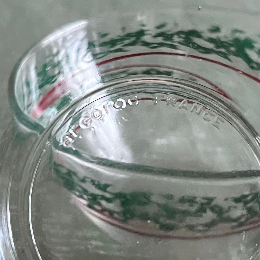 Set of 2 Arcoroc France Glass Bowls Sponge Christmas Holly Berry Design